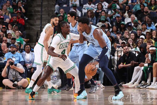 塔图姆25+14力压莫兰特26+6 凯尔特人客场胜灰熊 塔图姆25+14力压莫兰特26+6 凯尔特人客场胜灰熊