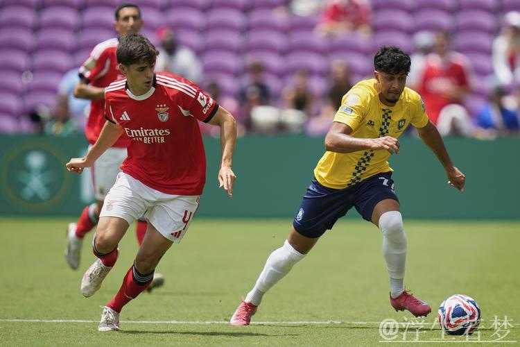 奥克兰城惨遭拜仁与本菲卡大胜，提前告别本届世俱杯